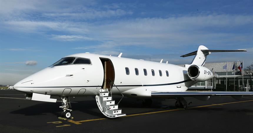 OY-SPB Challenger 300