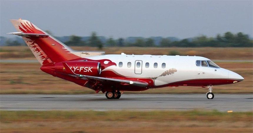 LY-FSK Hawker 900XP