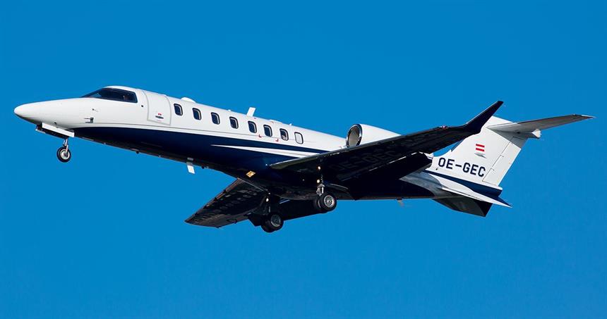 OE-GEC Learjet 75