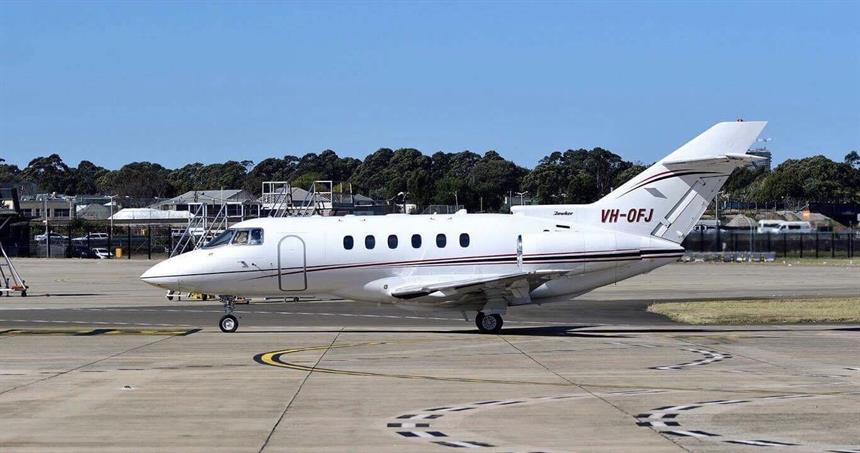 VH-OFJ Hawker 800XP