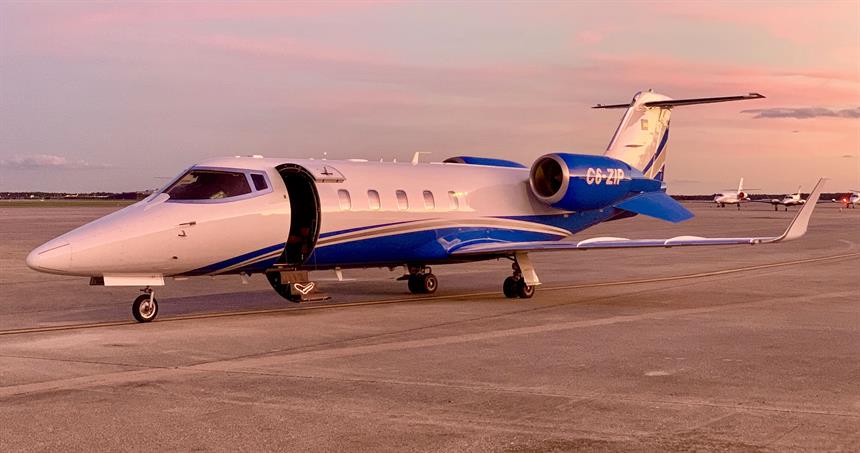 C6-ZIP Learjet 60XR