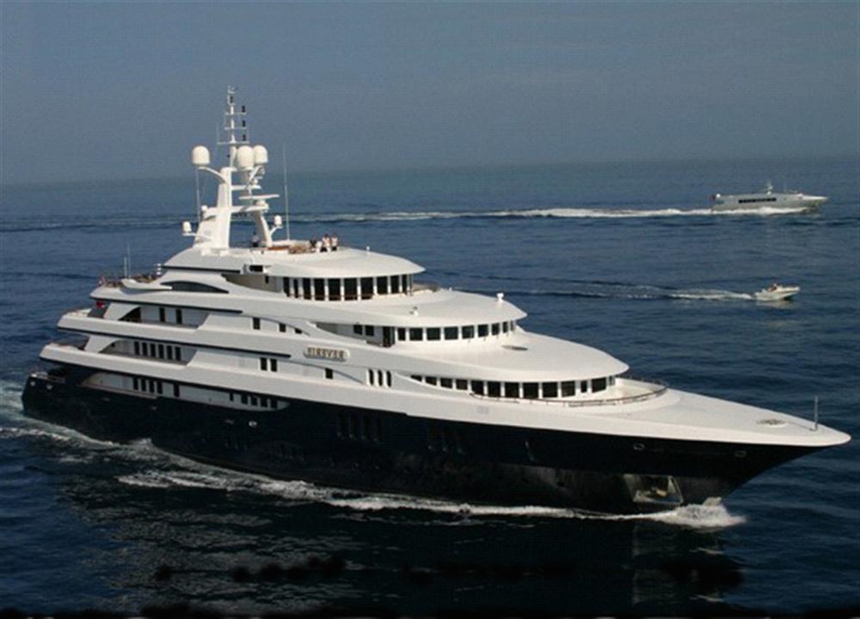 REVERIE - 2000 BENETTI 230'