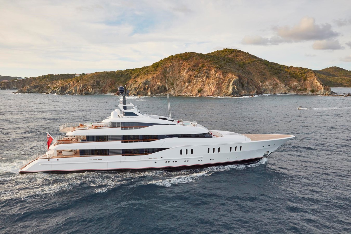 VANISH - 2016 FEADSHIP 217' 5