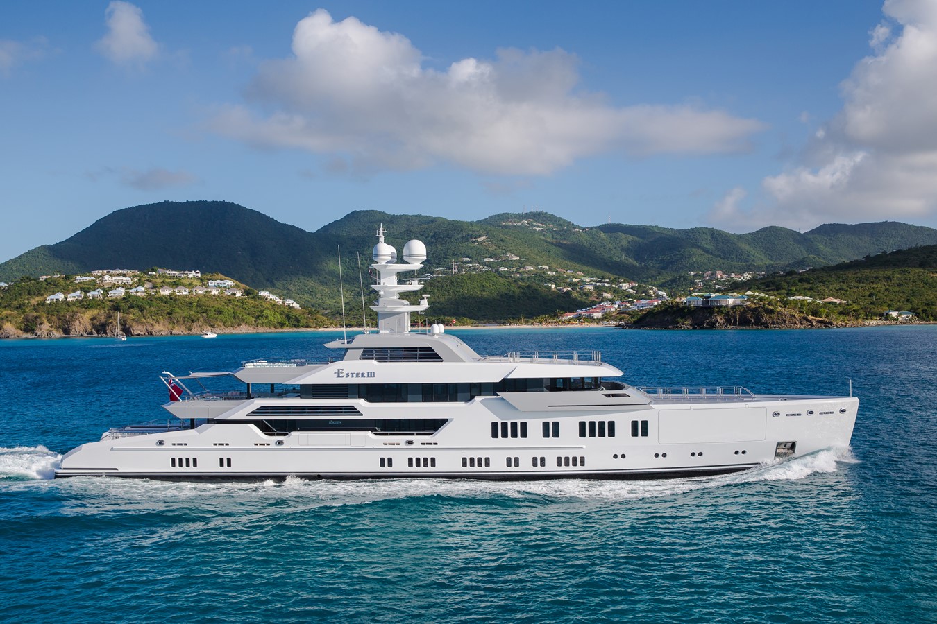 ESTER III - 2014 LURSSEN 216' 7