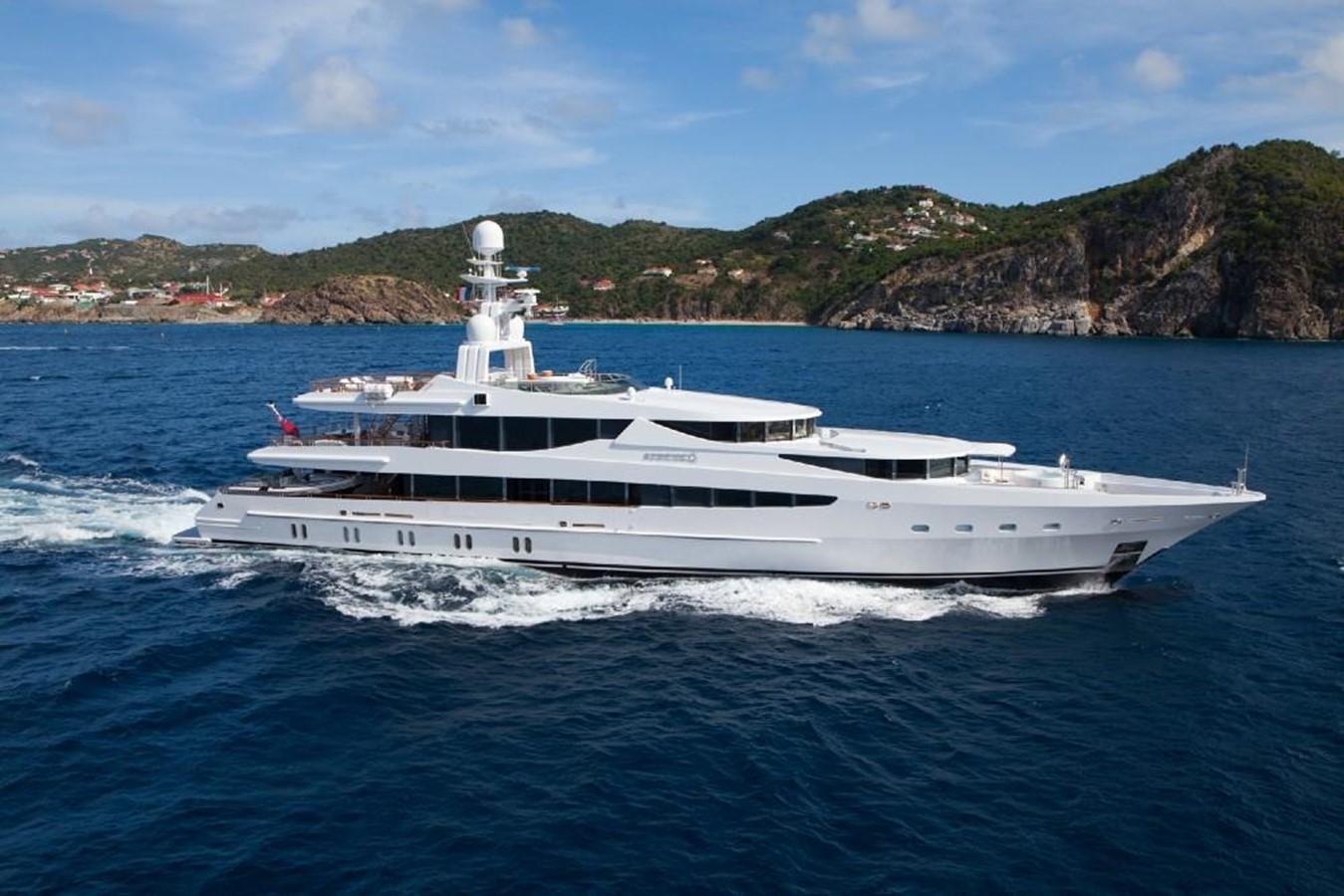 SUNRISE - 2000 OCEANCO 173' 3