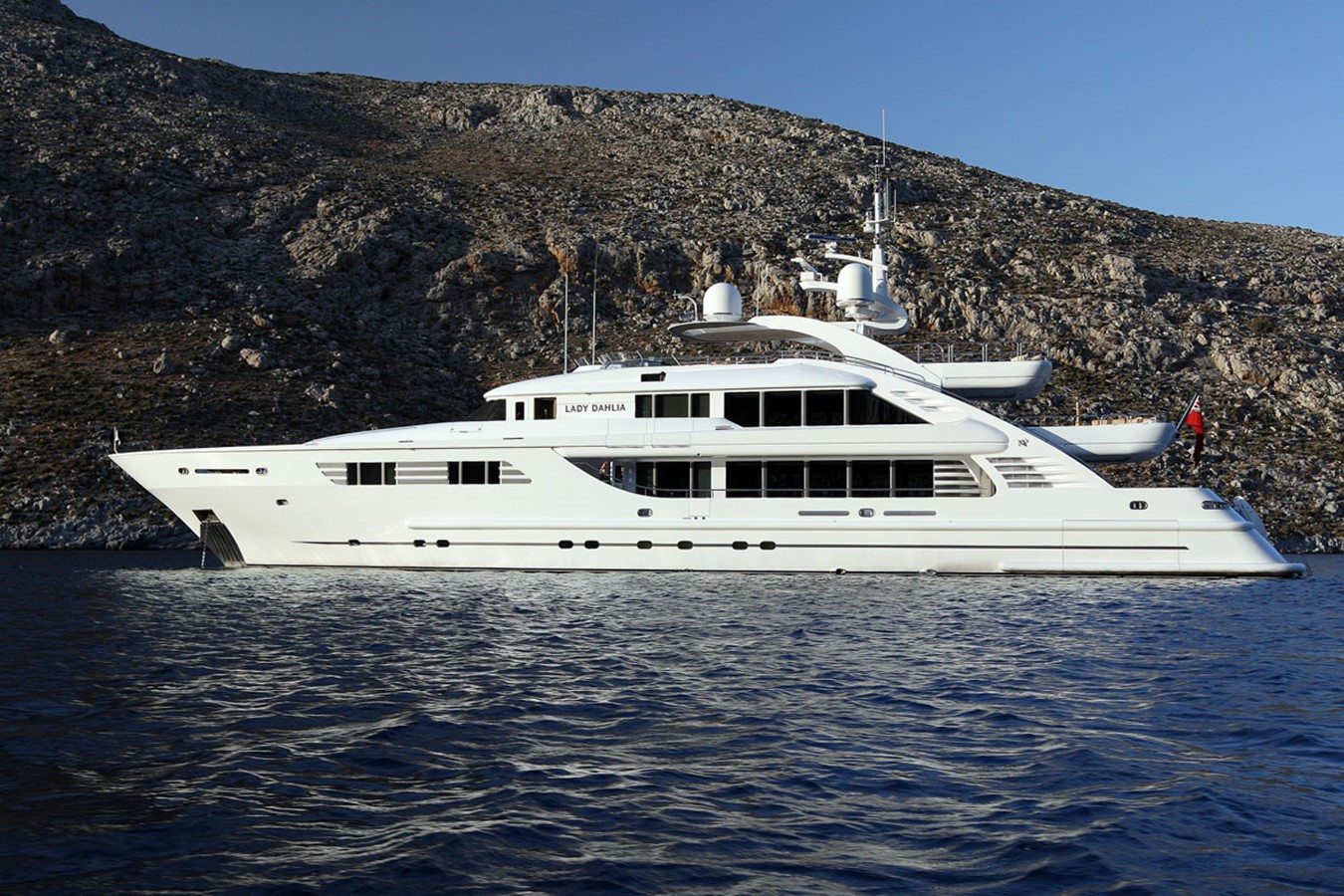 Lady Dahlia - 2005 ISAYACHTS 155' 11