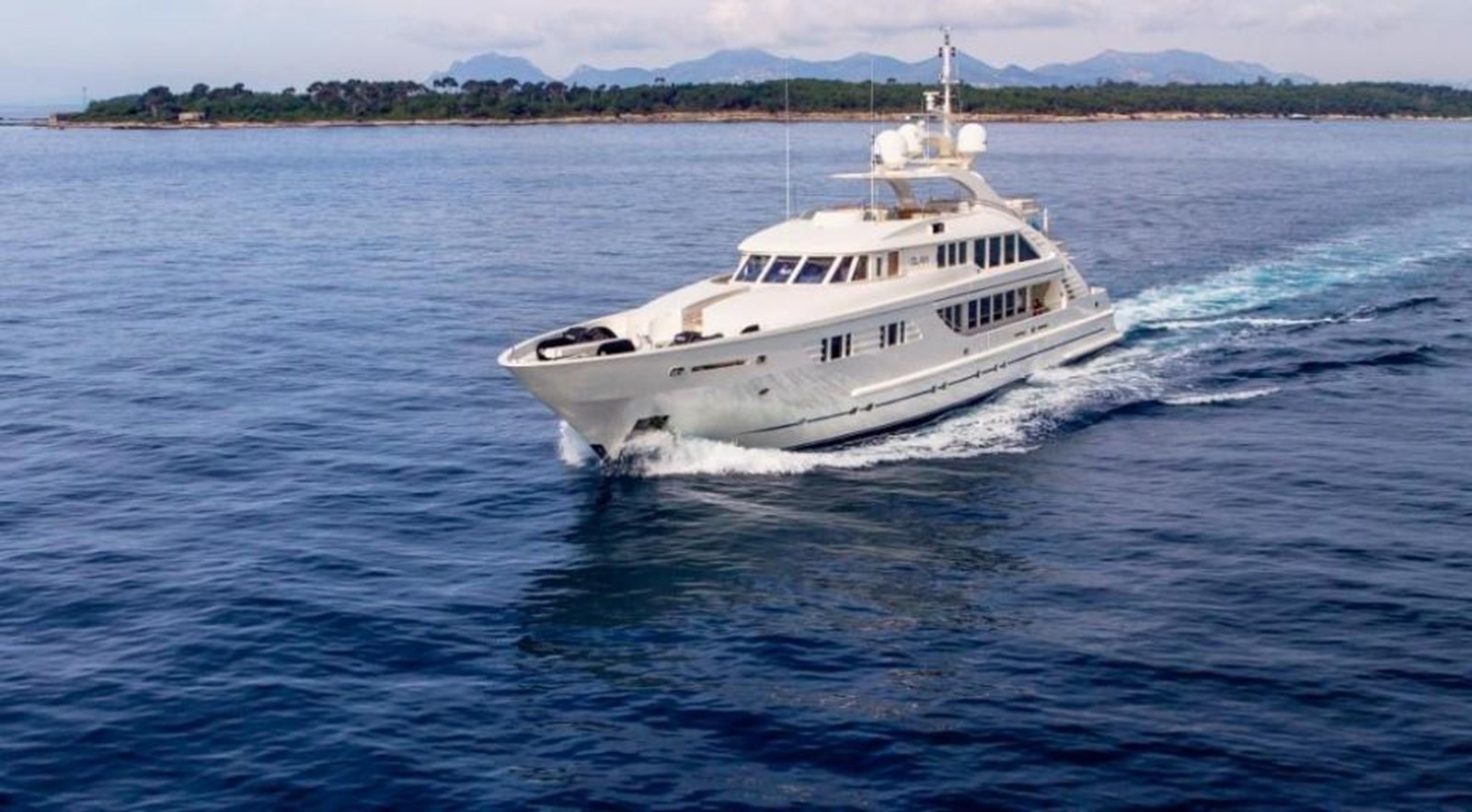 OLAH - 2005 ISAYACHTS 155' 11