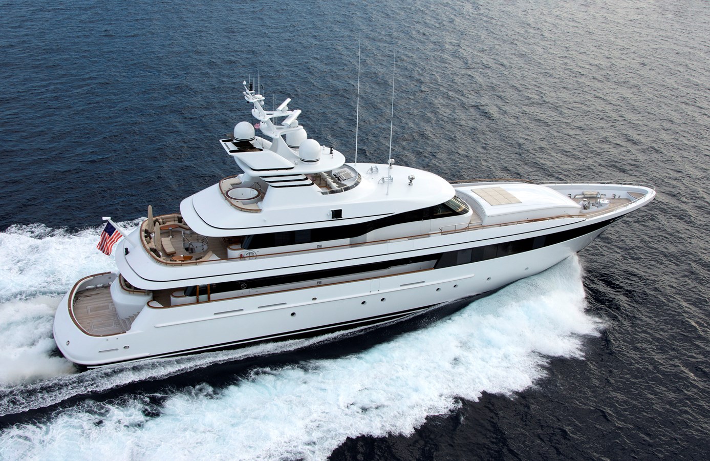 EXCELLENCE - 2001 FEADSHIP 153'