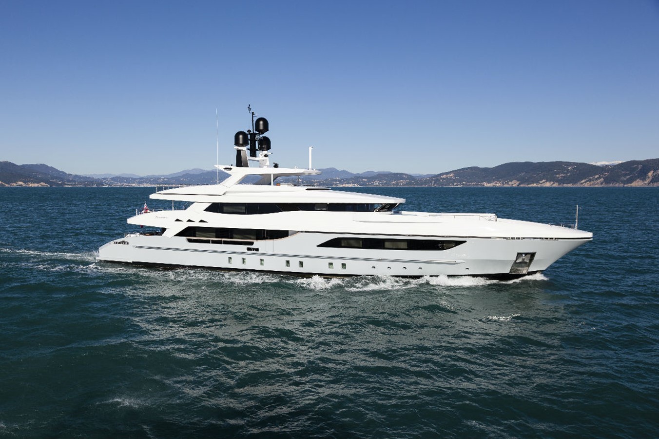 ONLY ONE - 2015 BAGLIETTO 151' 11