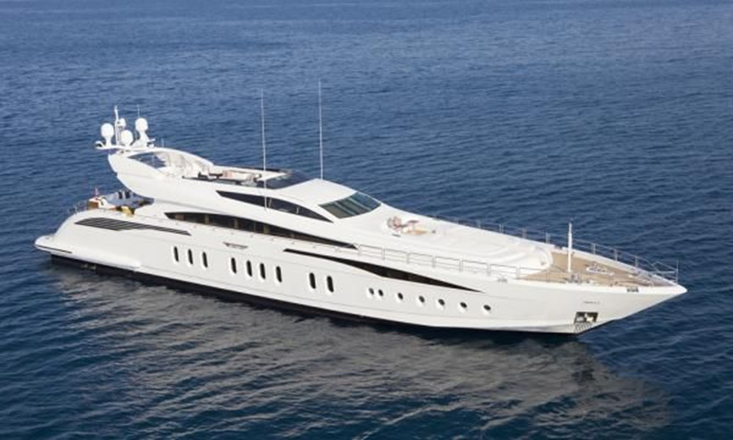 AUSPICIOUS - 2009 LEOPARD 151' 7