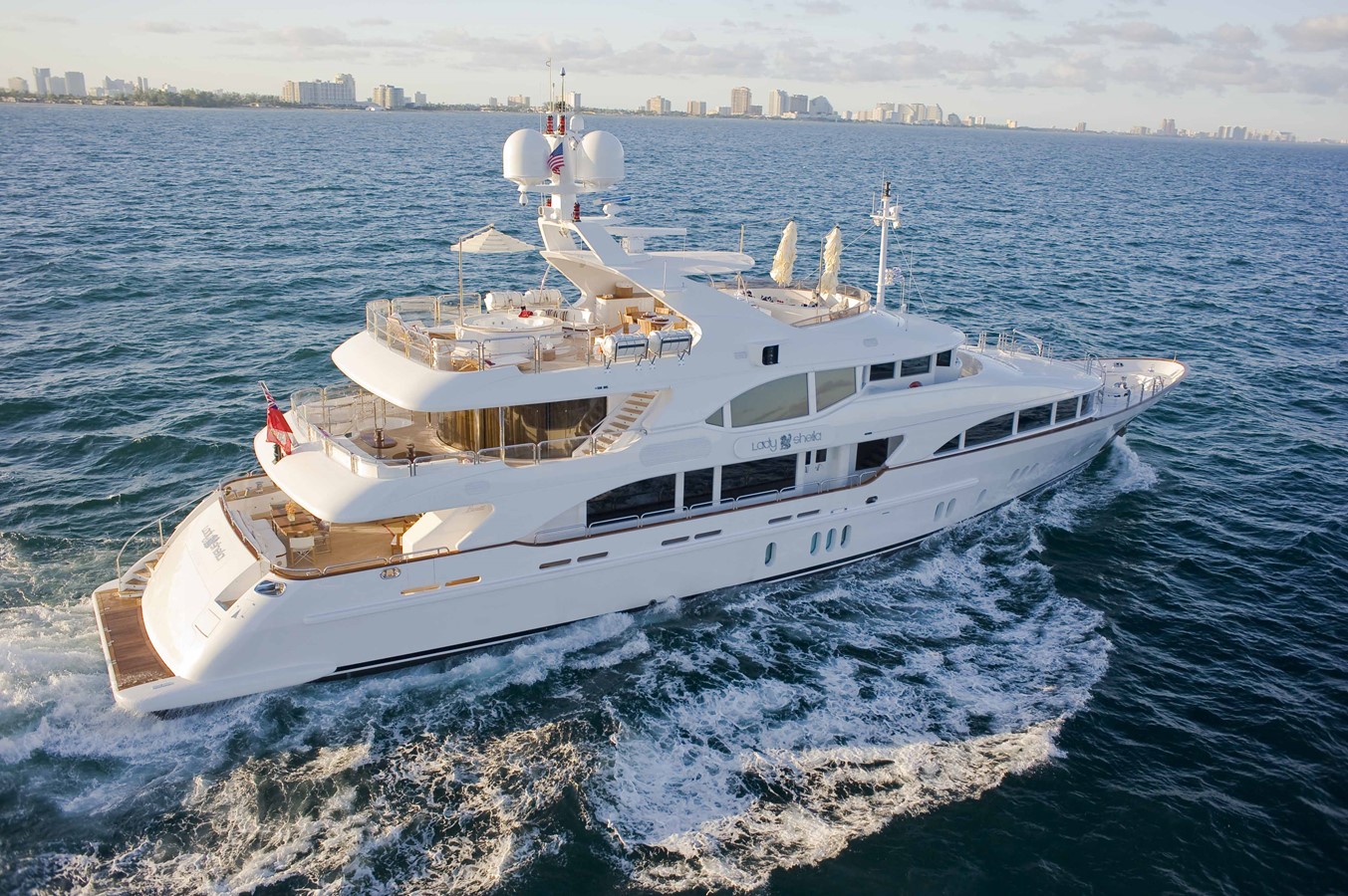 LADY SHEILA - 2009 BENETTI 145' Vision