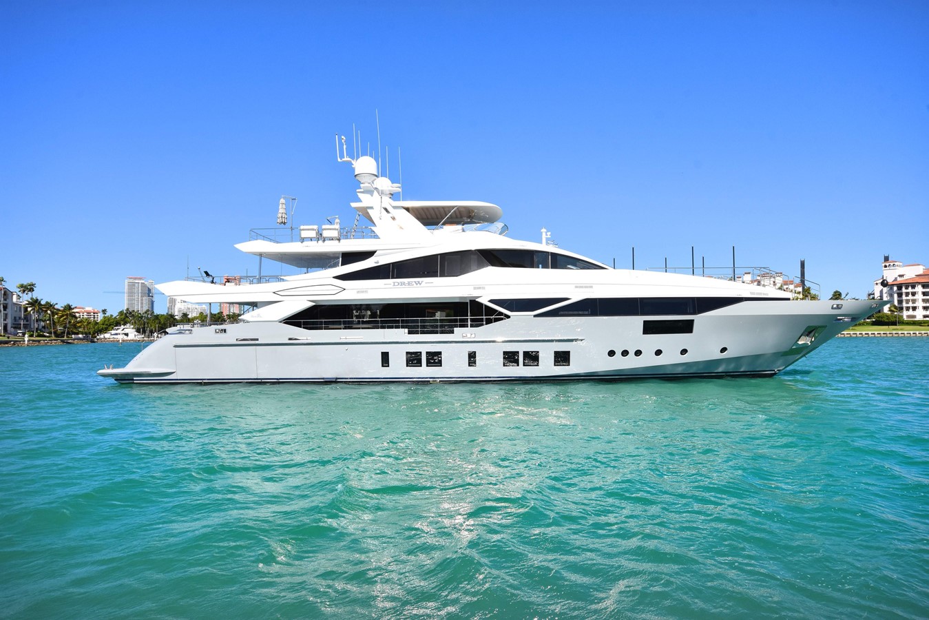 DREW - 2016 BENETTI 140' Veloce 140; Year 2016