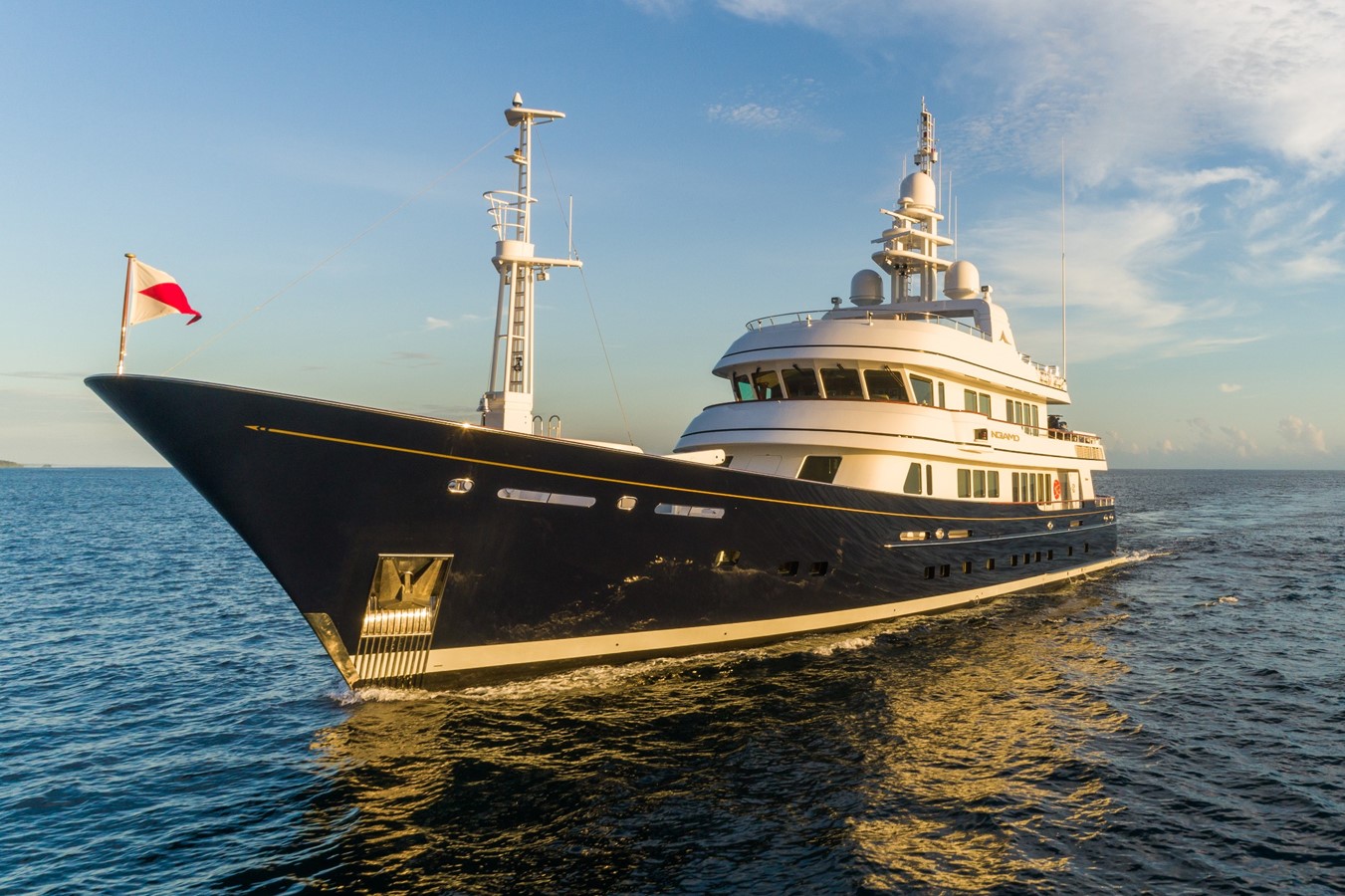 ANGIAMO - 2003 FEADSHIP 139' 10