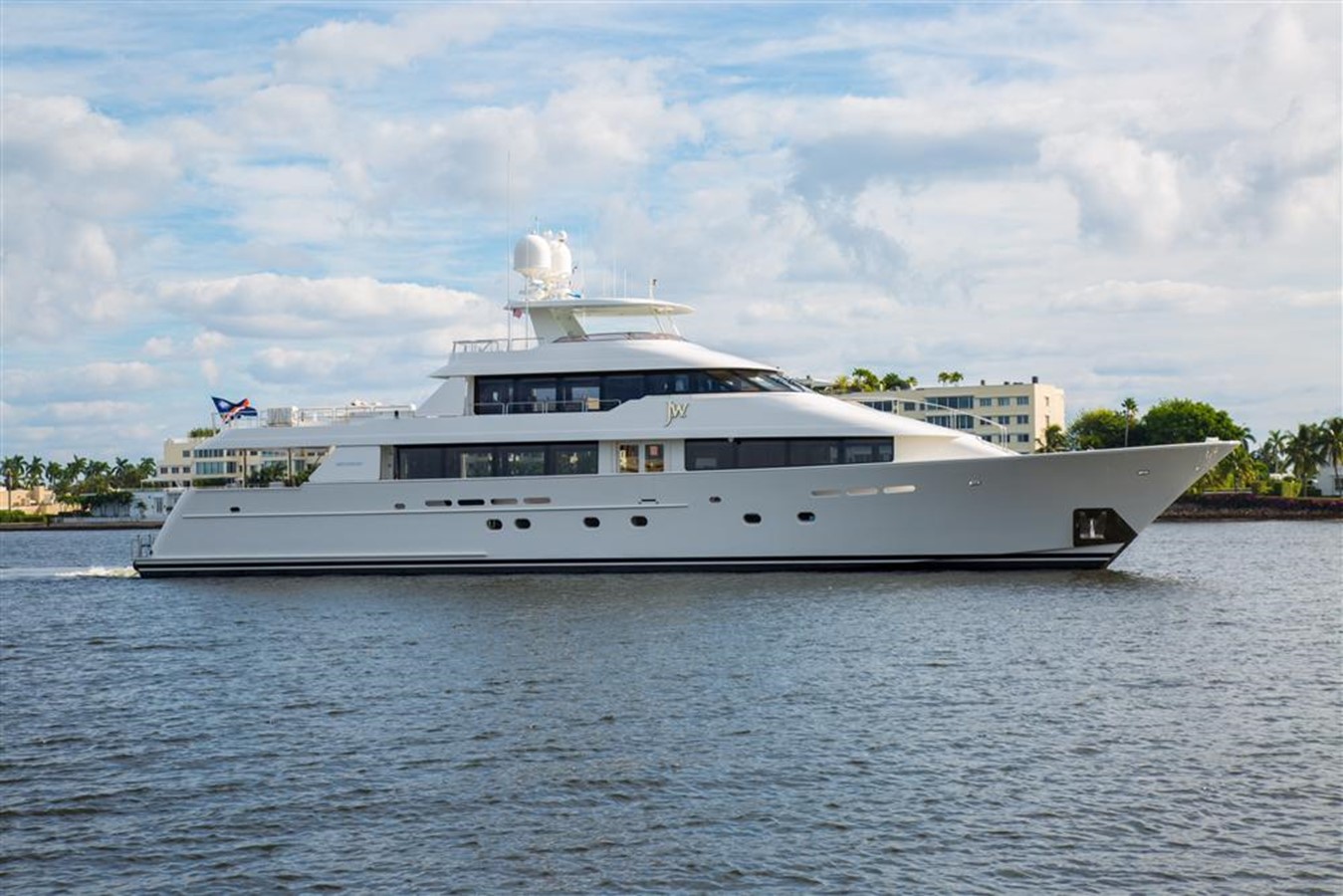 JW - 2007 WESTPORT 130' Motor Yacht