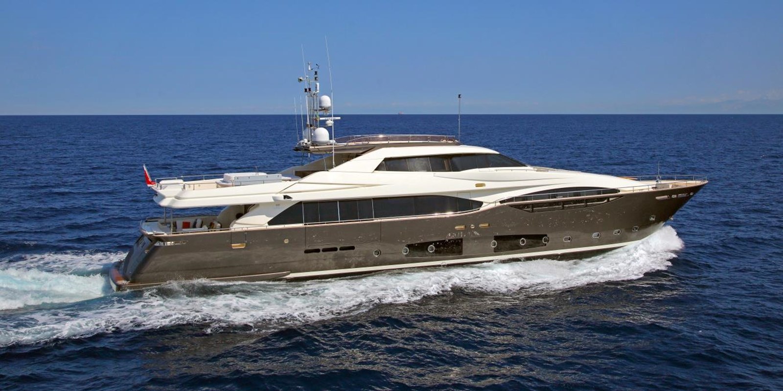 LADY DIA - 2011 FERRETTI CUSTOM LINE 124' 124