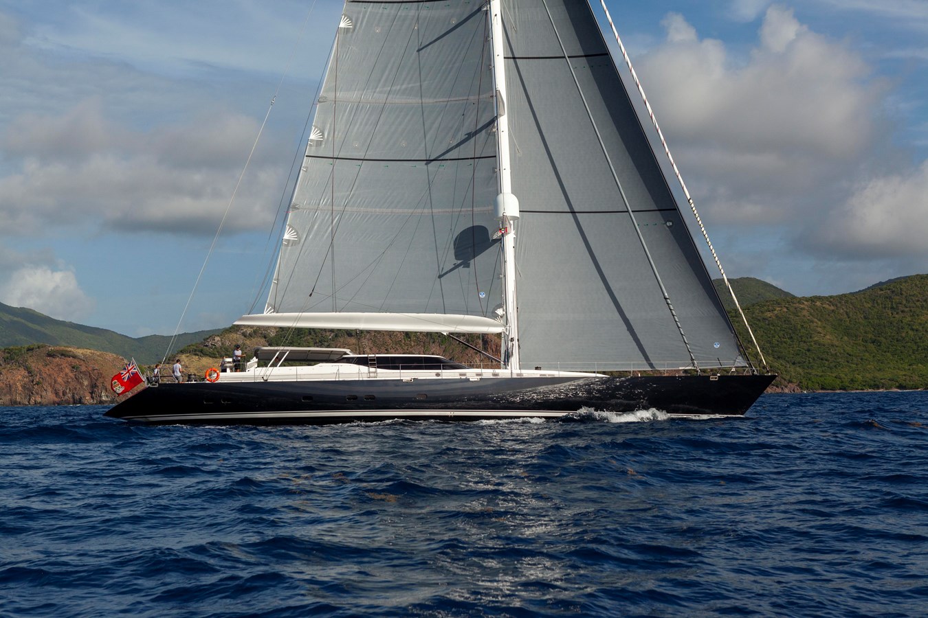 RADIANCE - 2010 CUSTOM 121' 5