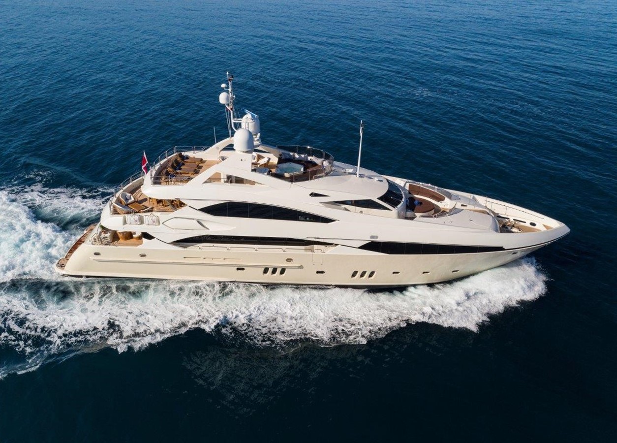 MOLIVER - 2009 SUNSEEKER 121' 4