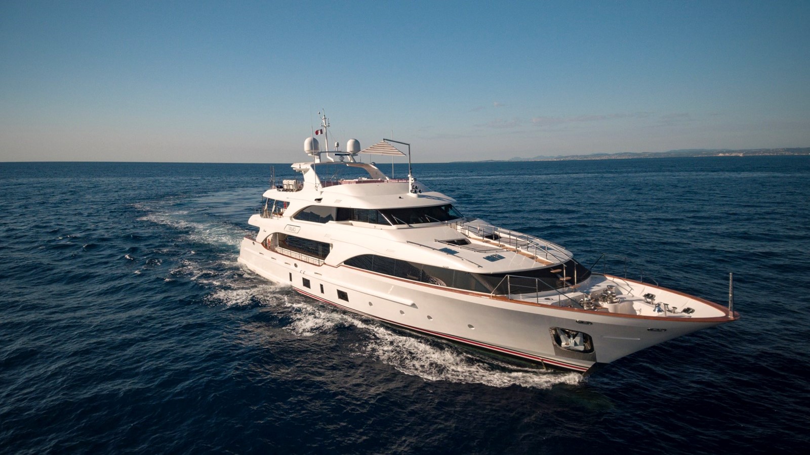 VAAO - 2012 BENETTI 121' 1