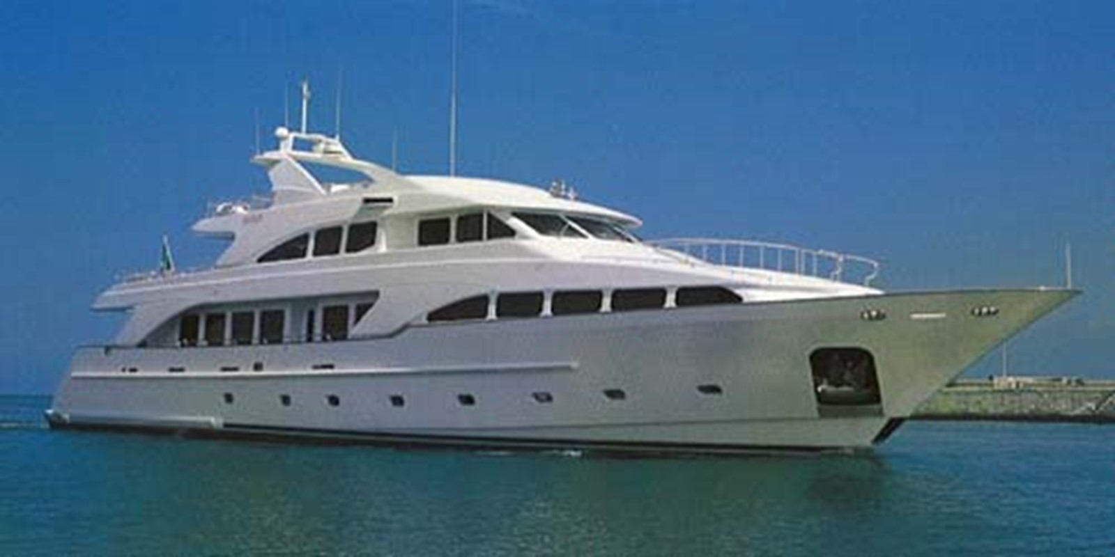 Benetti Classic - 2010 BENETTI 120' Classic