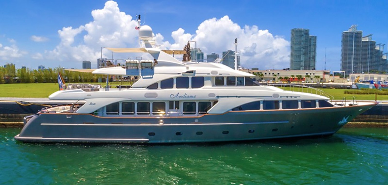 ANDIAMO - 2007 BENETTI 120' Classic