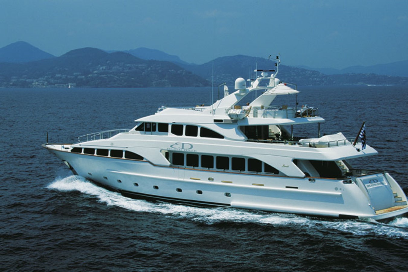 Blind Date - 2003 BENETTI 114' 10