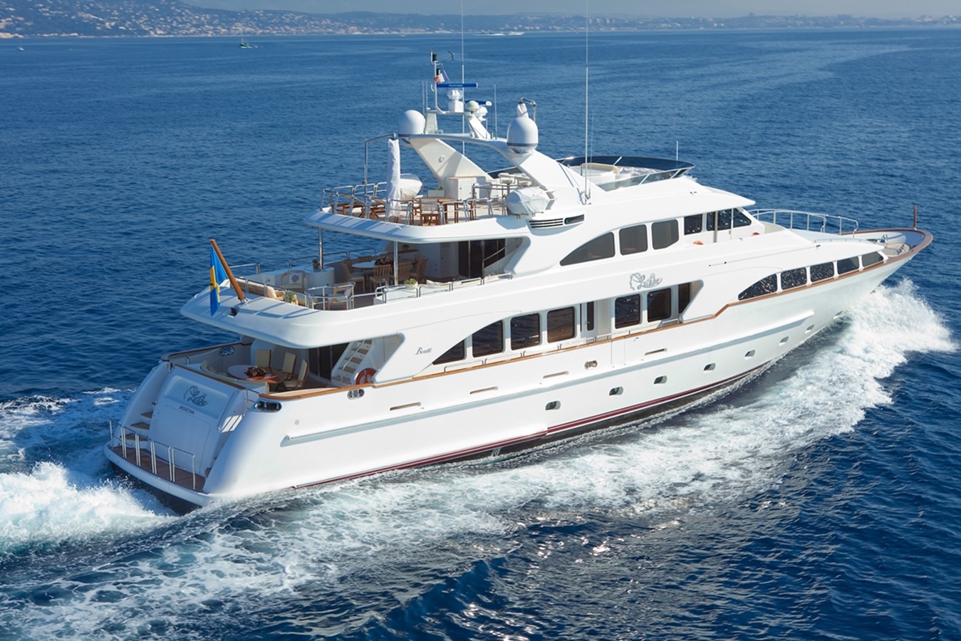 LATIKO - 2003 BENETTI 114' 8