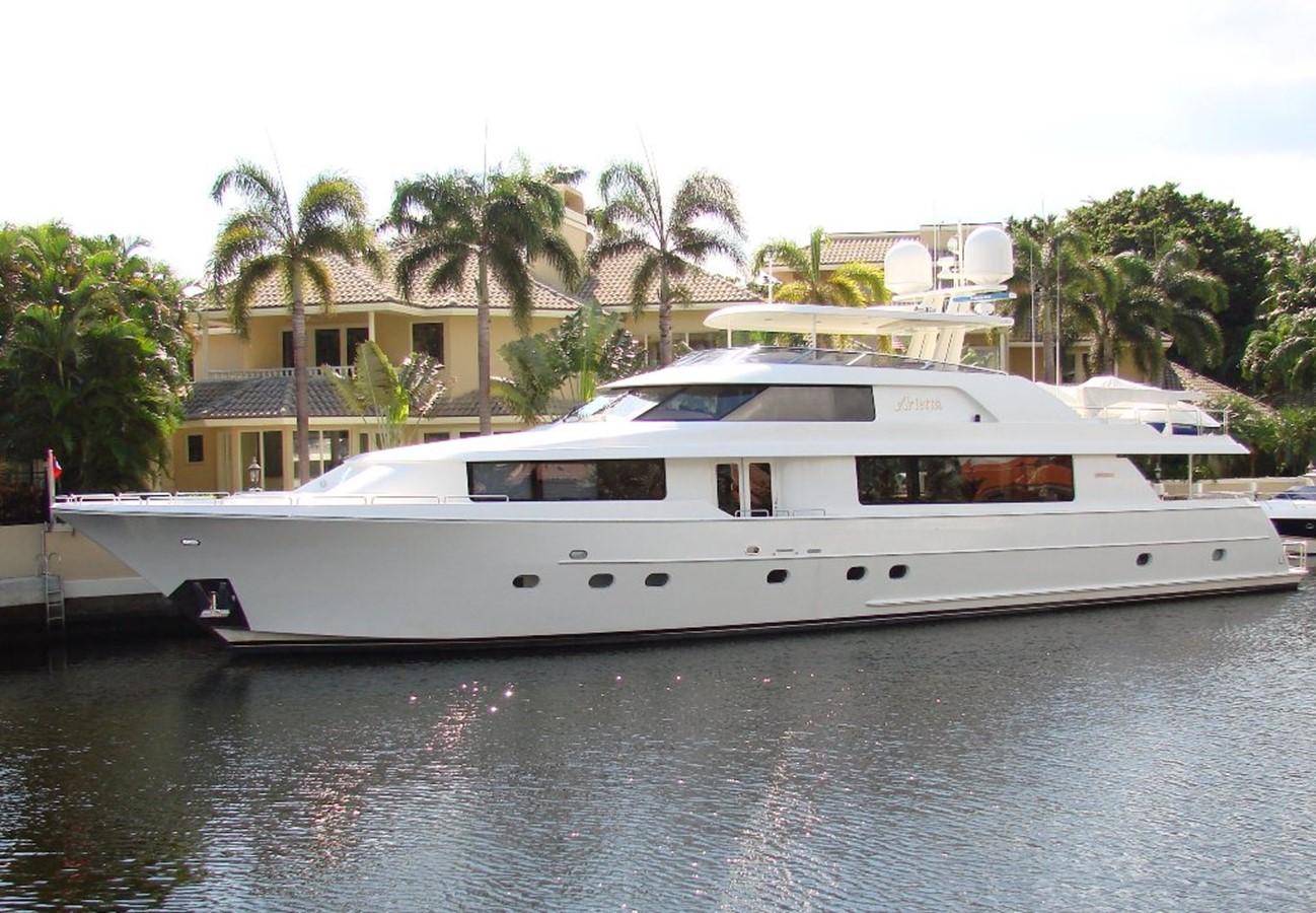 ARIETTA - 2002 WESTPORT 112' Pilothouse