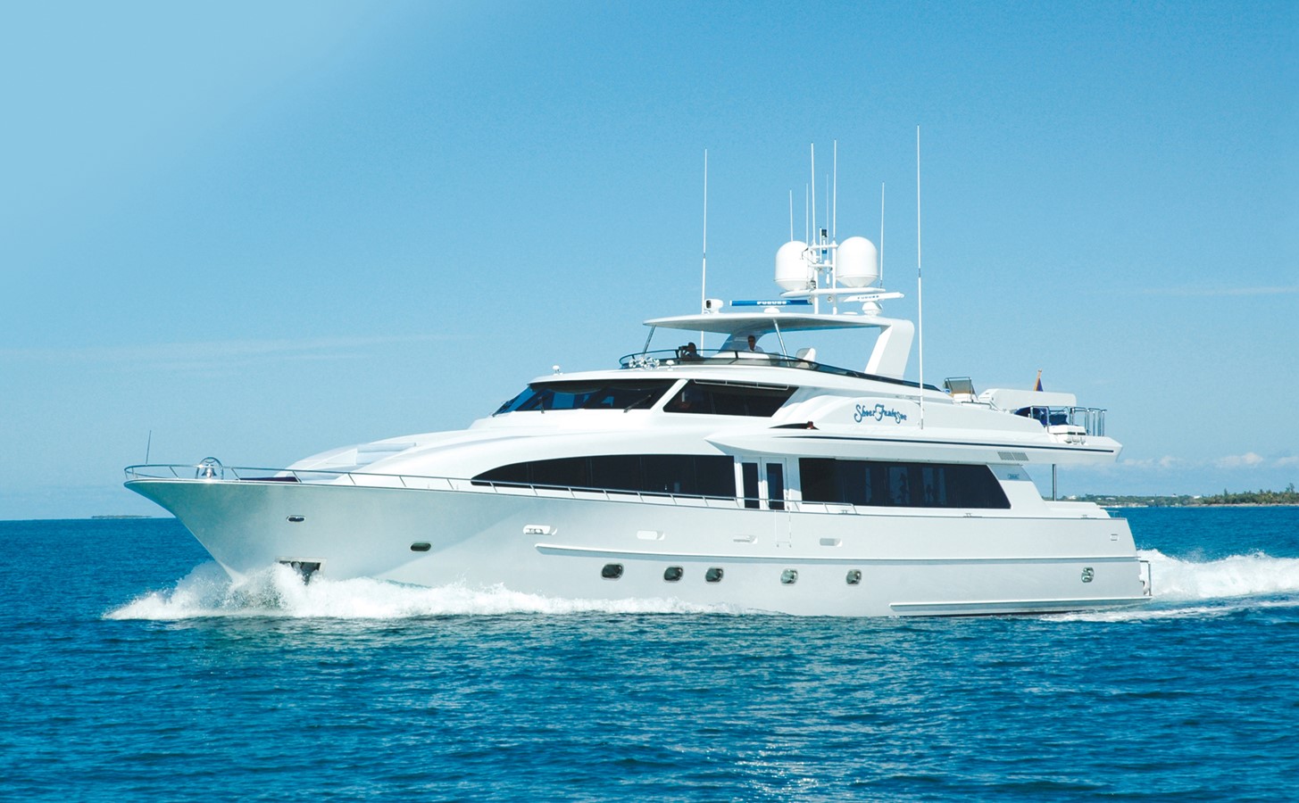 SHEAR FANTASEA - 2001 CRESCENT 112'