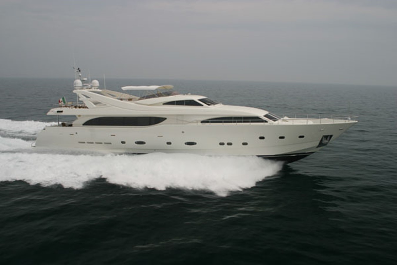 Allura - 2002 FERRETTI CUSTOM LINE 111' 7