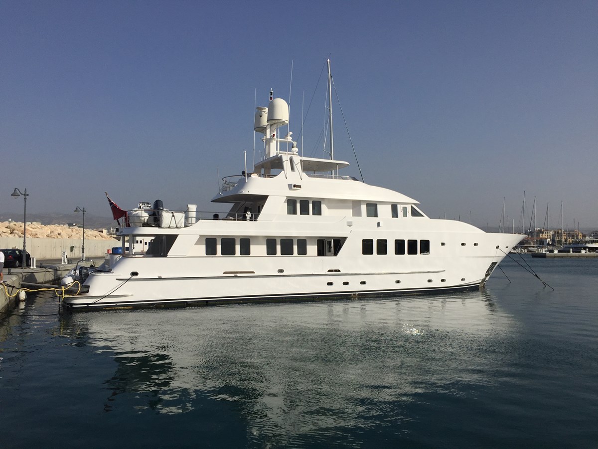 NORTH EXPLORER - 2007 INACE 111' INACE 110