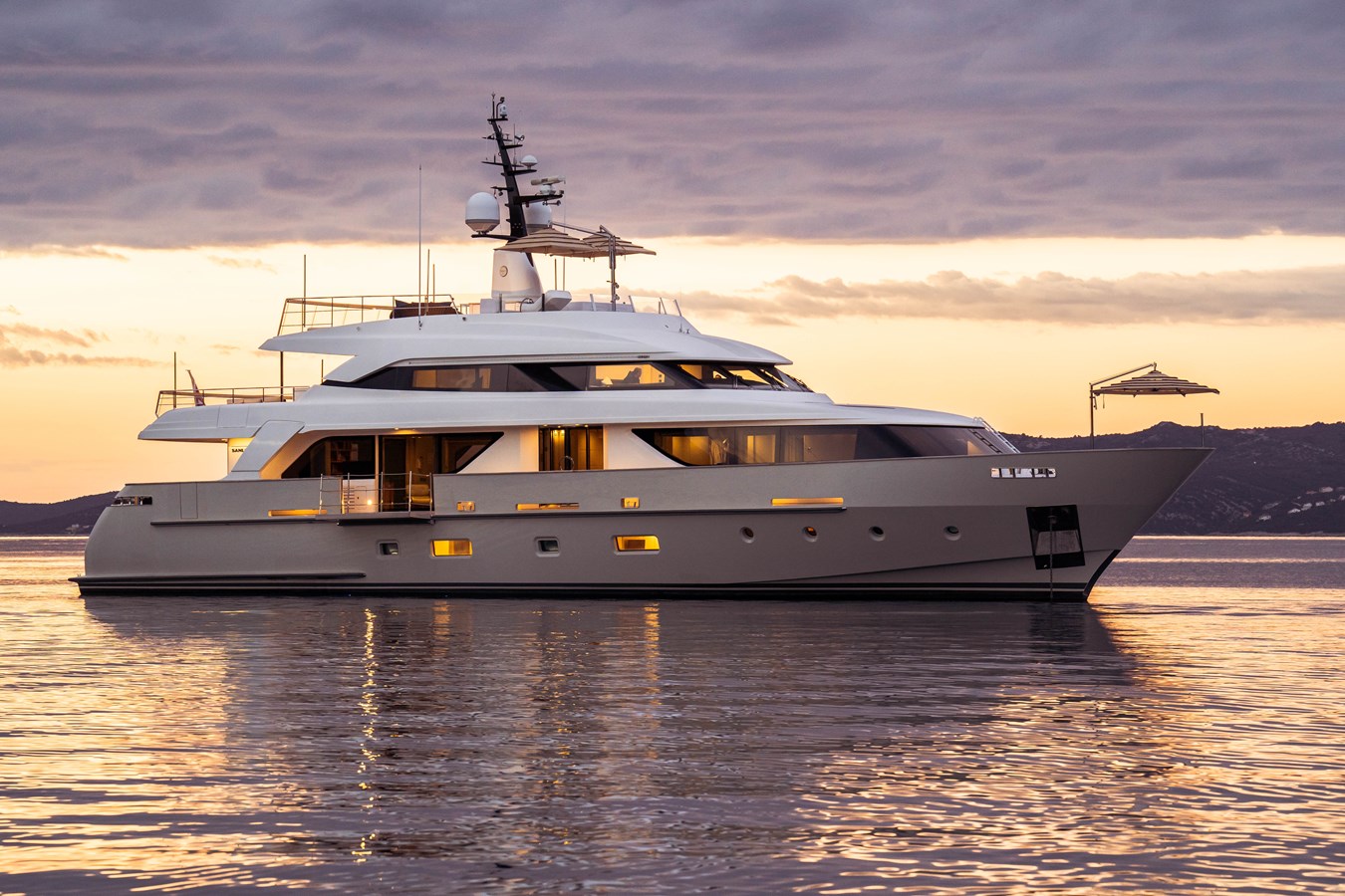 Bonita II - 2014 SANLORENZO 110' 3