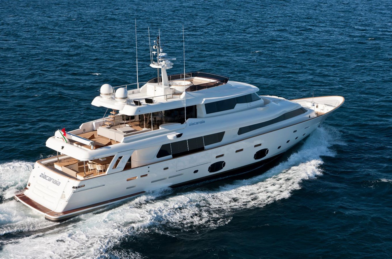 Ziacanaia - 2011 FERRETTI CUSTOM LINE 108' 4