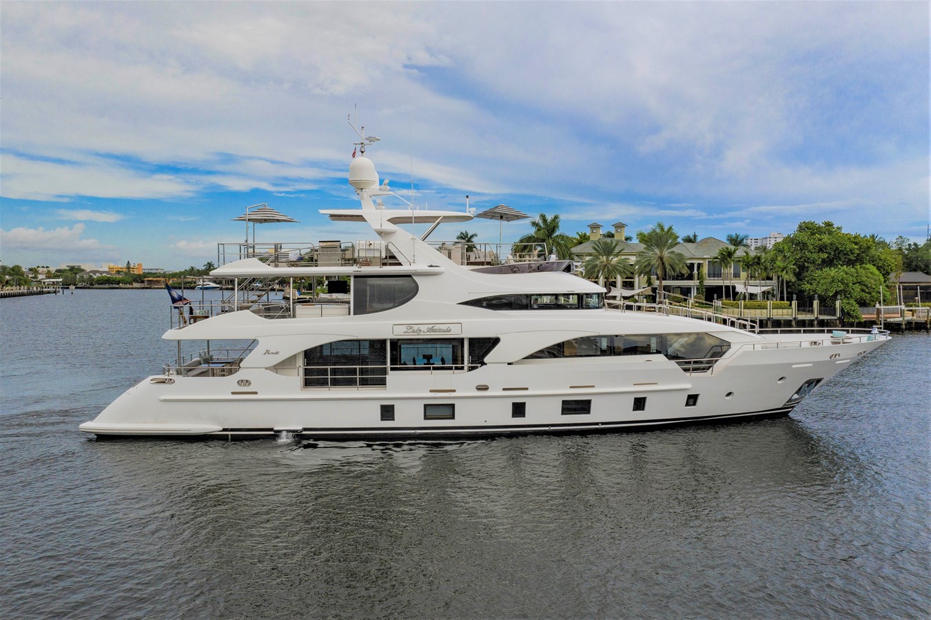 Lady Attitude - 2014 BENETTI 108' 3