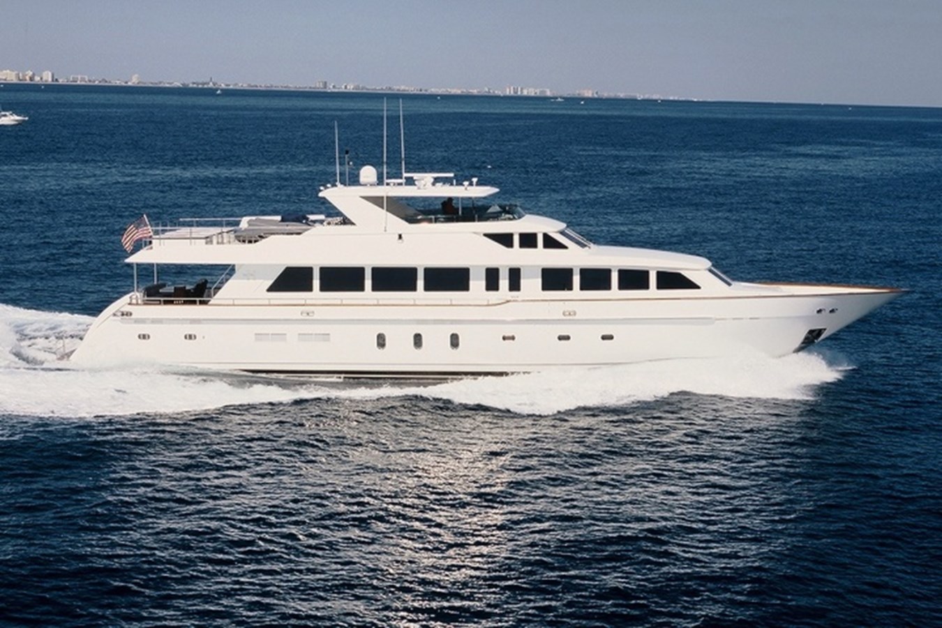 Lason - 2006 HARGRAVE 108' Raised Pilothouse