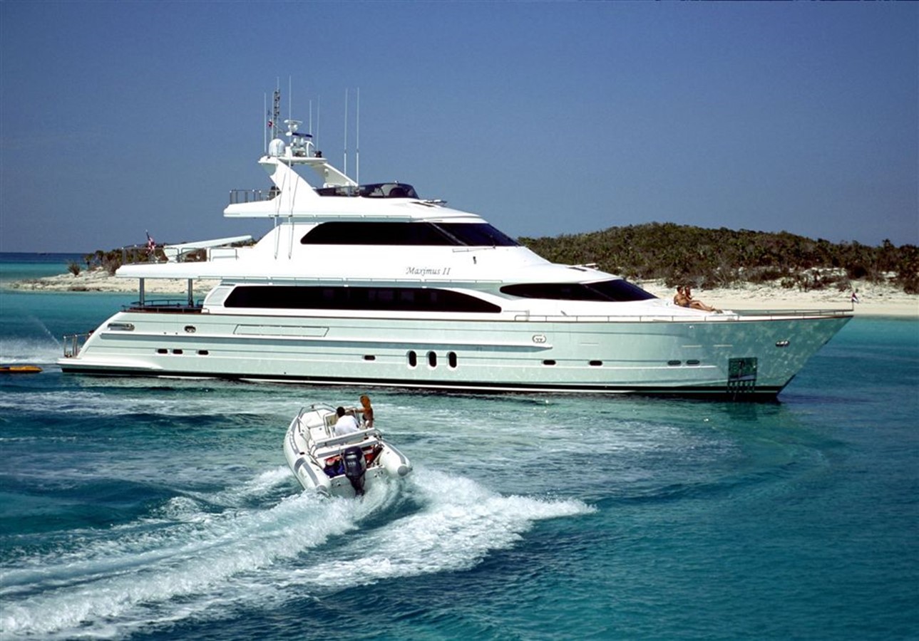 MAXIMUS II - 2005 HORIZON 106' Tri-Deck