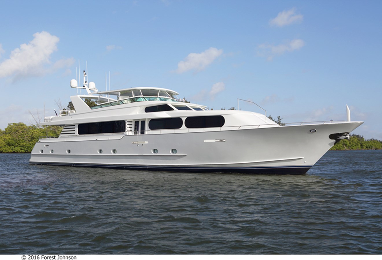 ILLIQUID - 2005 BROWARD 106' Raised Pilothouse