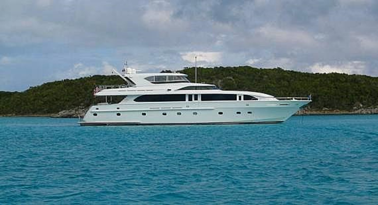 GRAND DIANE - 2000 INTERMARINE 105' Raised Pilotho