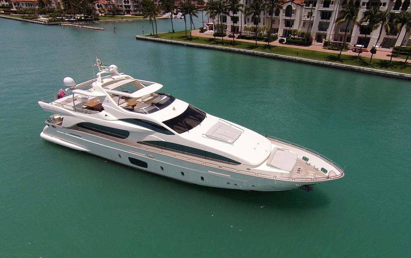 LADY CAROLE - 2010 AZIMUT YACHTS 105'