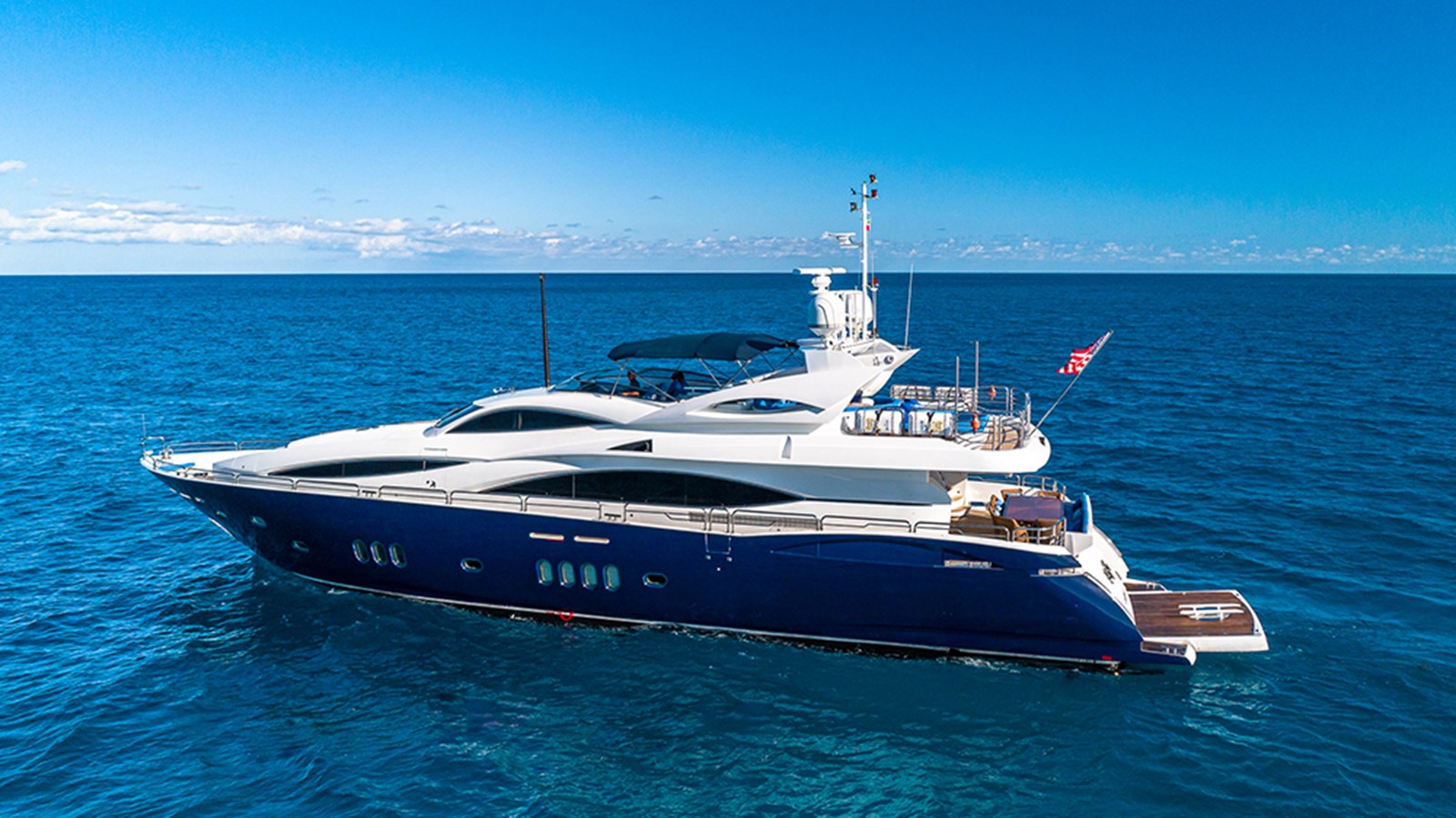 KEFI - 2004 SUNSEEKER 105' 105 Yacht