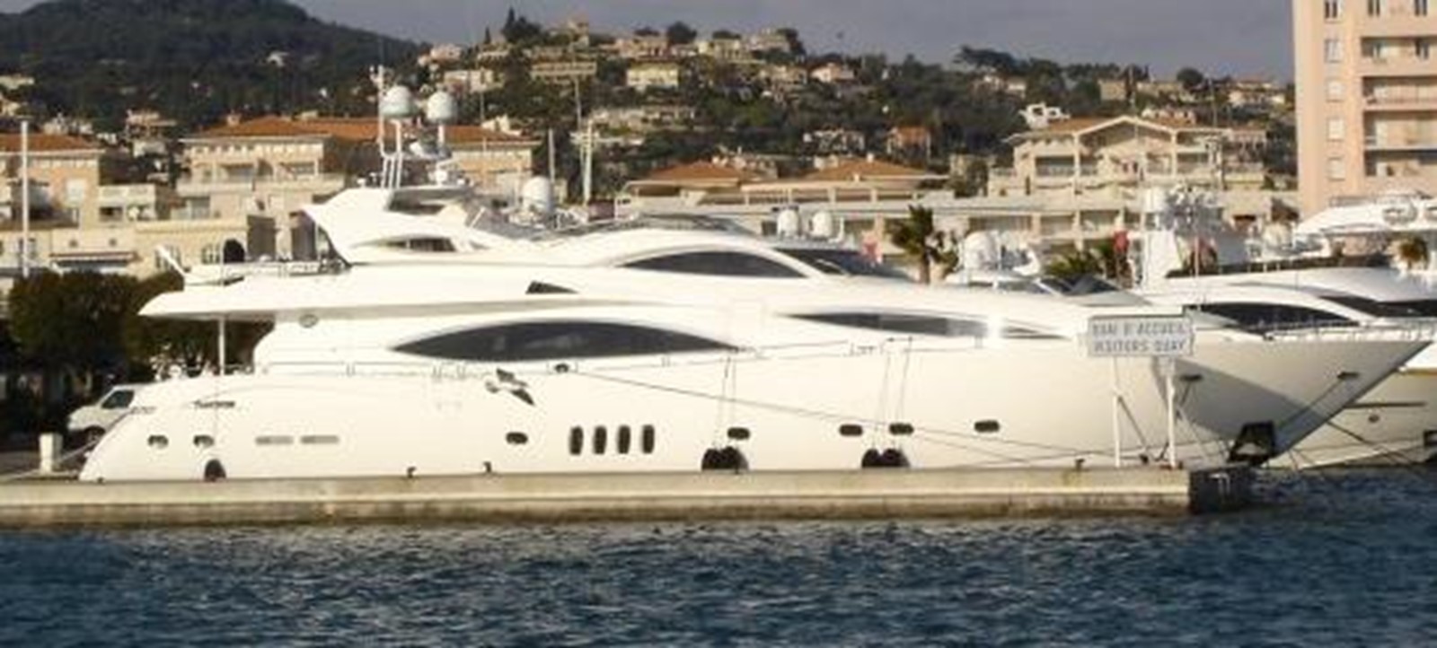 105' Sunseeker 105 Yacht MkII - 2002 SUNSEEKER 105