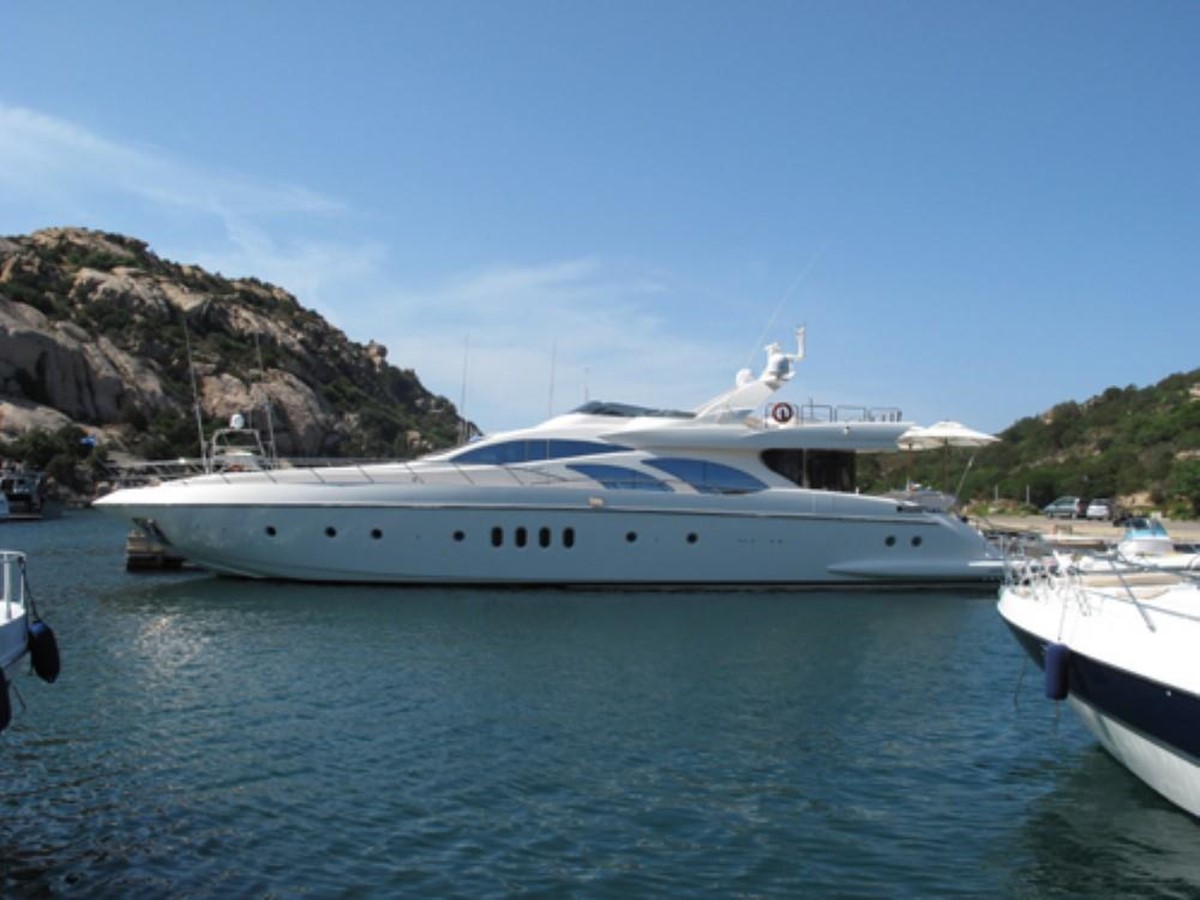 N/A - 2004 AZIMUT YACHTS 100' 8