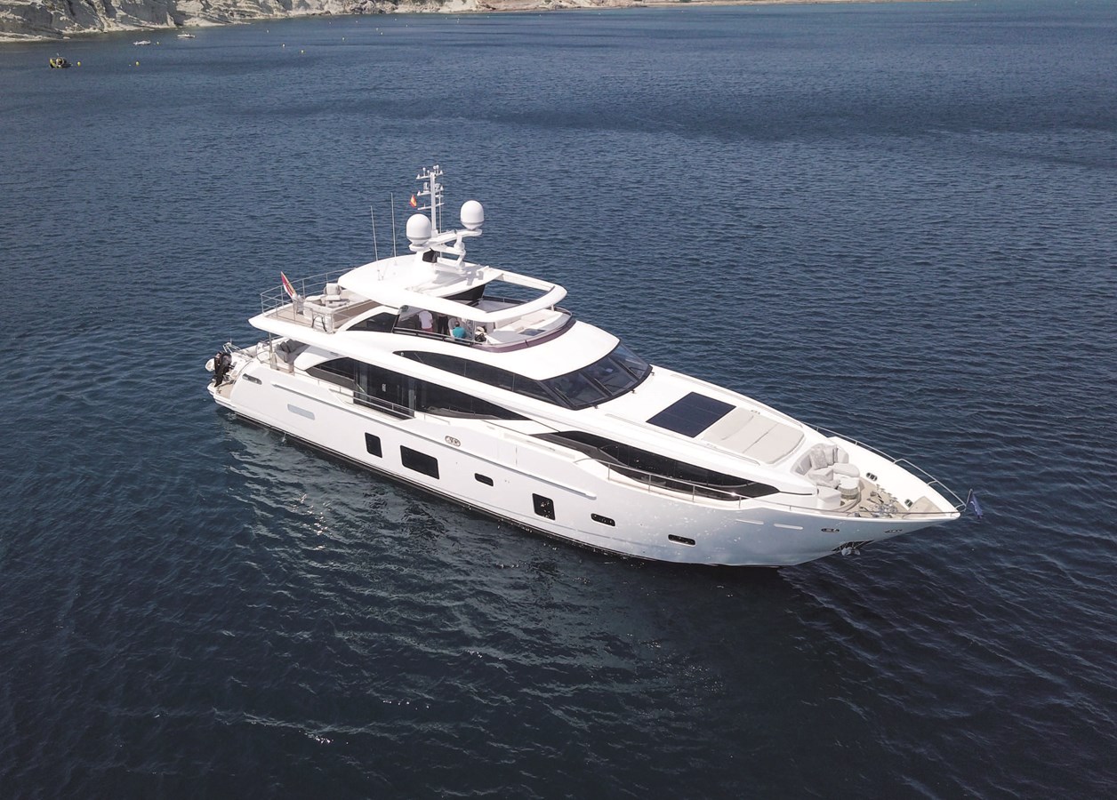 Bandazul - 2018 PRINCESS YACHTS 100' 4