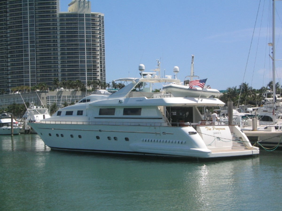 `1 - 2000 FALCON 100' 100' Motor Yacht