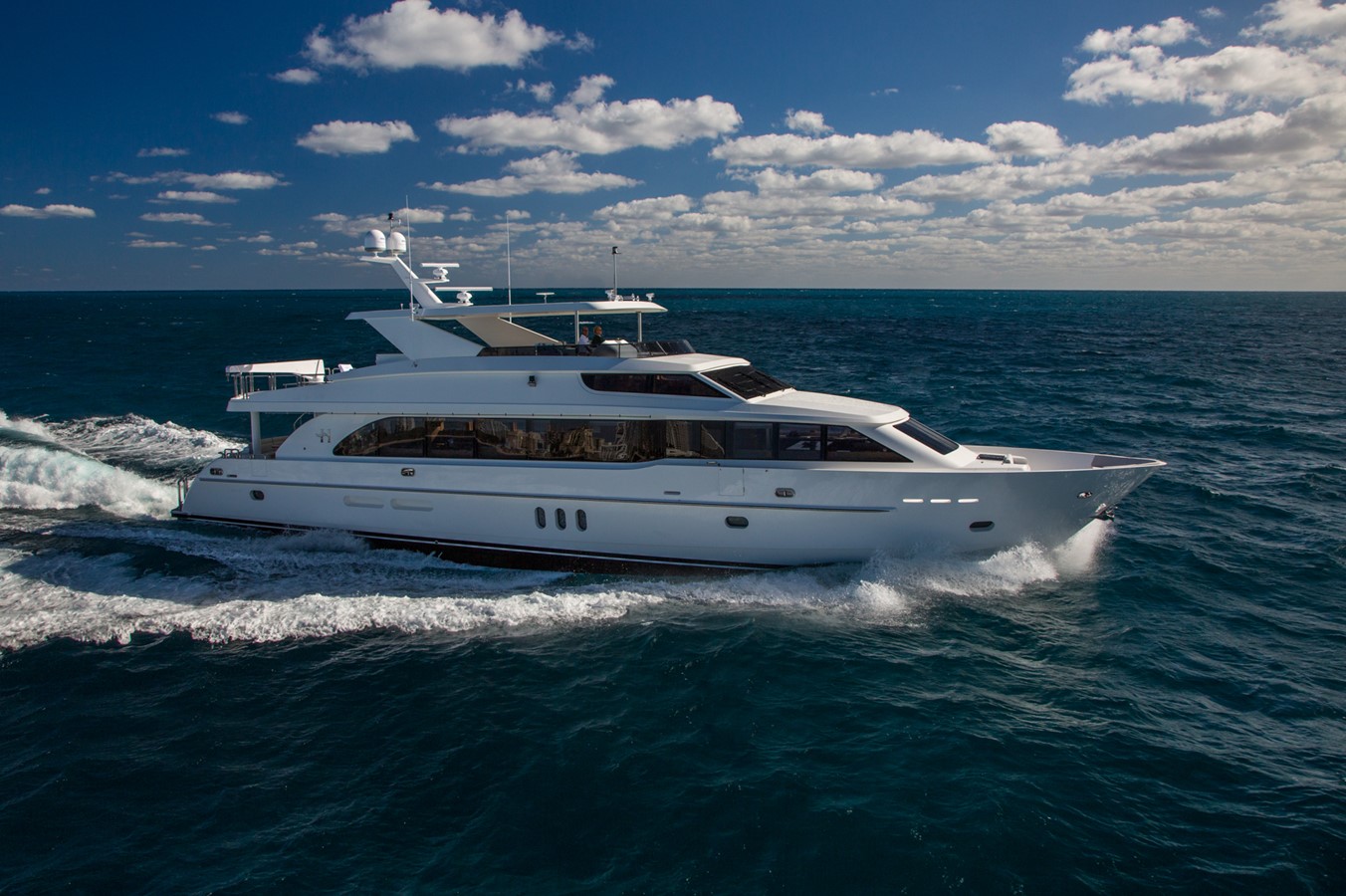 GRATITUDE - 2014 HARGRAVE 100' Raised Pilothouse