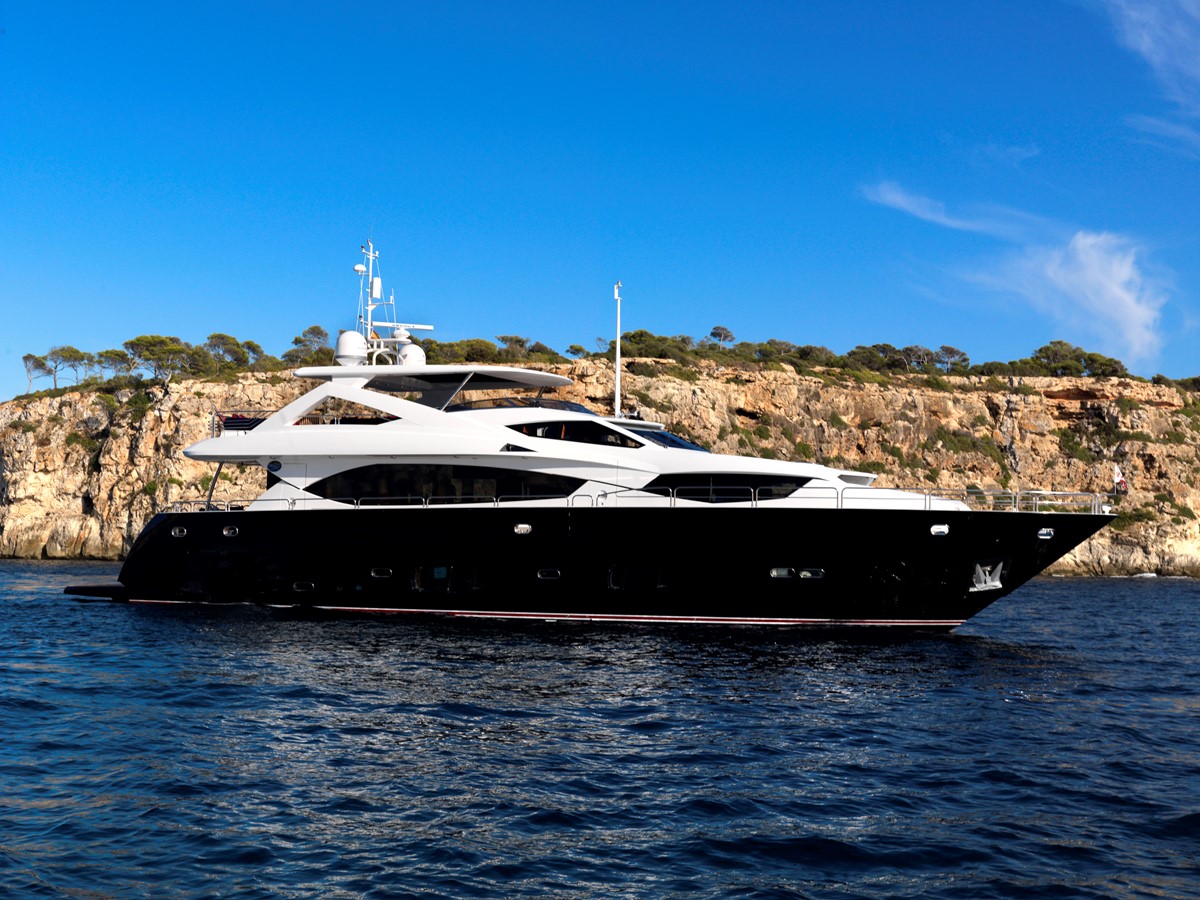 Paloma - 2009 SUNSEEKER 98' 6