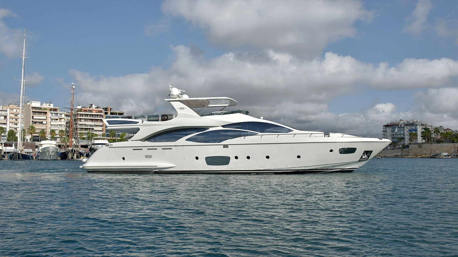 KOUKLES - 2008 AZIMUT YACHTS 98' 95