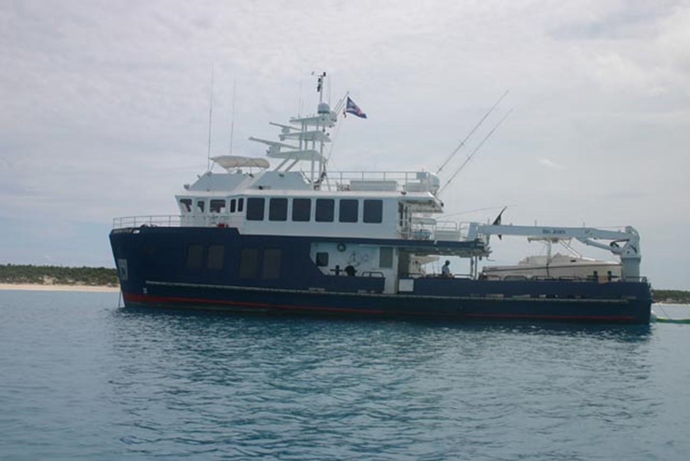 WHERE IT'S AT - 2005 CUSTOM 96' Expedition Vessel