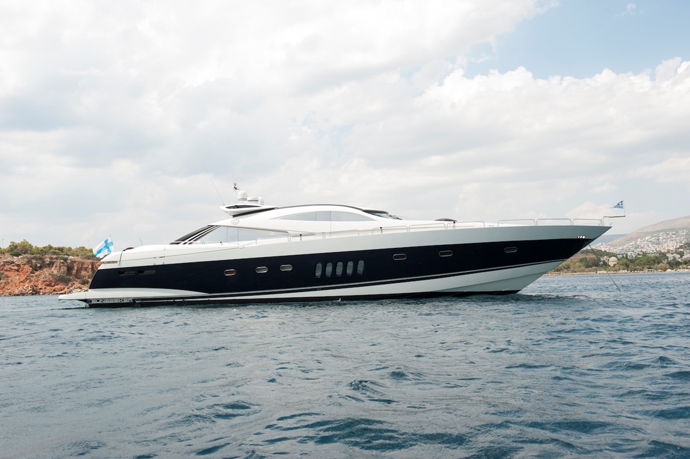 MAS - 2003 SUNSEEKER 95' Predator