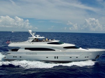 TRITON - 2007 HORIZON 95' Raised Pilot House