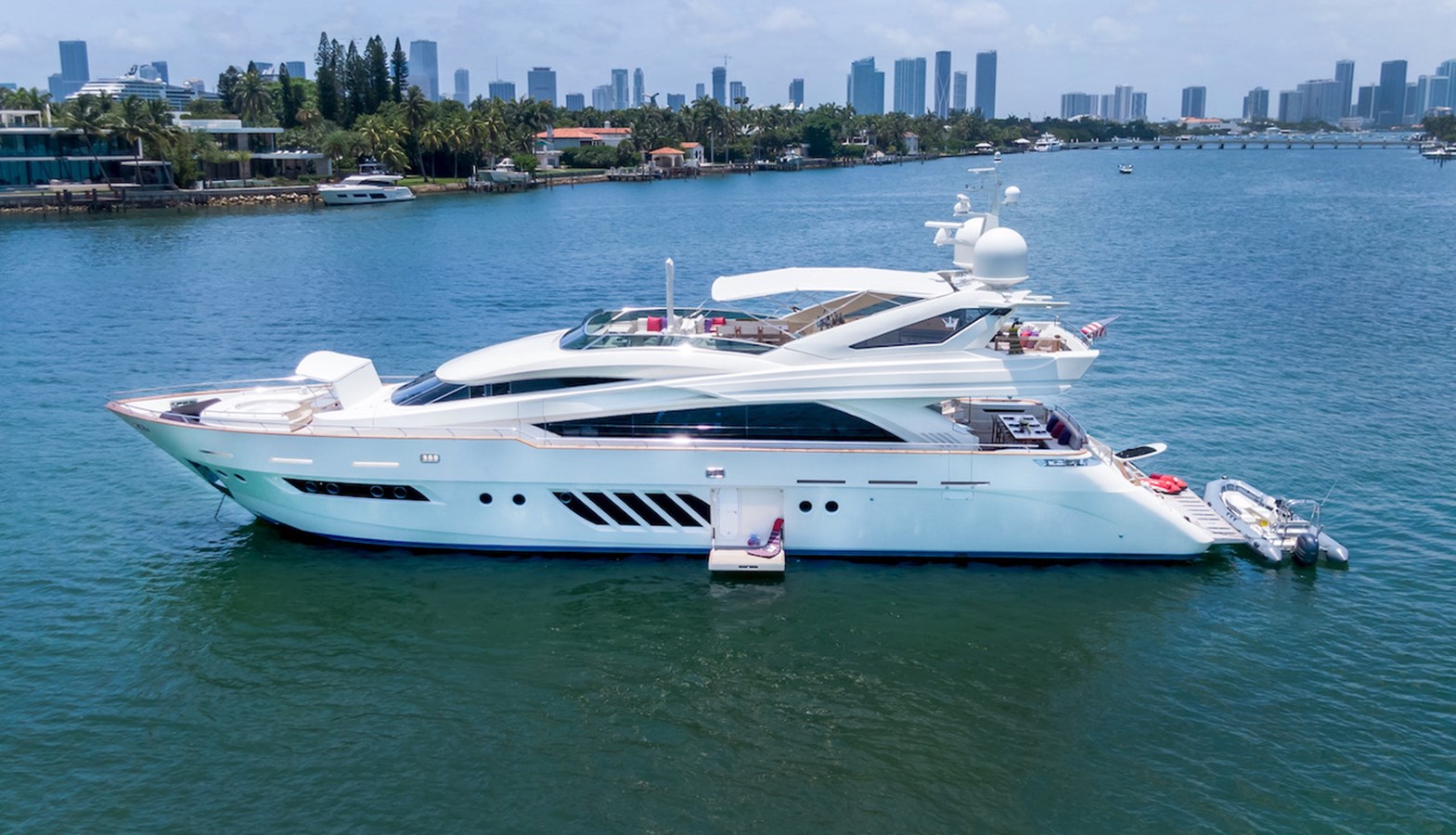 CURFEW - 2009 DOMINATOR 95' 29M